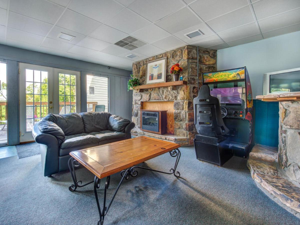 Apartamento Bear Cub Retreat Gatlinburg Exterior foto